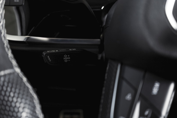 Audi Q3 Sportback 45 TFSI e 245 PK S Edition S-Line Orig. NL | Dig. Cockpit | Cruise | PDC | Camera | NAV+App. Connect | Elek. Klep | ECC | LM 20" |