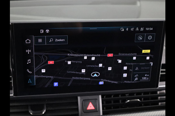 Audi A4 Avant 2.9 TFSI RS 4 quattro 450pk | Panoramadak | Adaptive cruise controle | Matrix | Trekhaak | Elektrisch verstelbare voorstoelen met geheugen | Stoelverwarming voor en achter