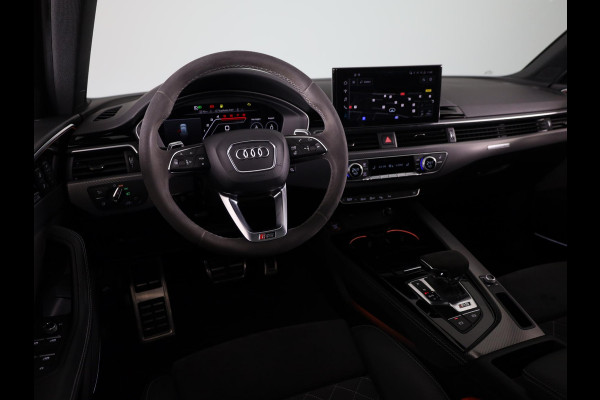 Audi A4 Avant 2.9 TFSI RS 4 quattro 450pk | Panoramadak | Adaptive cruise controle | Matrix | Trekhaak | Elektrisch verstelbare voorstoelen met geheugen | Stoelverwarming voor en achter