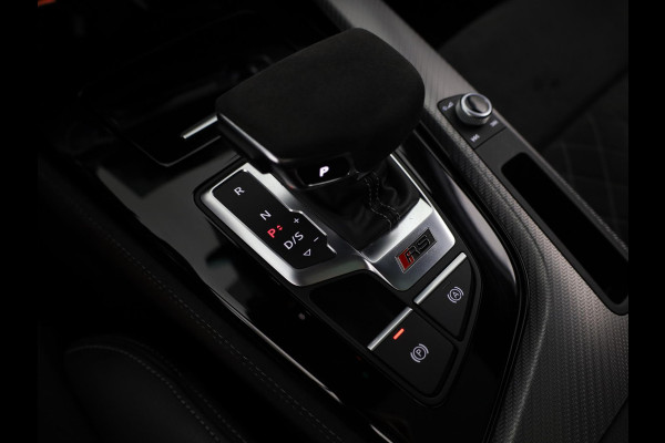 Audi A4 Avant 2.9 TFSI RS 4 quattro 450pk | Panoramadak | Adaptive cruise controle | Matrix | Trekhaak | Elektrisch verstelbare voorstoelen met geheugen | Stoelverwarming voor en achter