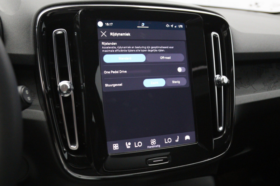 Volvo XC40 Recharge Twin Ultimate 82 kWh 408 PK, SOH 93 %, Trekhaak, Panoramadak, Harman/kardon, 360 Camera, 4X Stoelverwarming