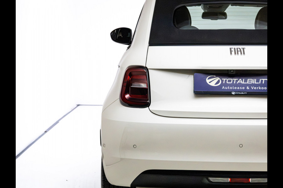 Fiat 500C Icon 42 kWh | Stoelverwarming | Camera | Cruise | PDC V+A | Apple Carplay/Android Auto | El.Kap Climate-Control, Lane-Assist, Side Assist