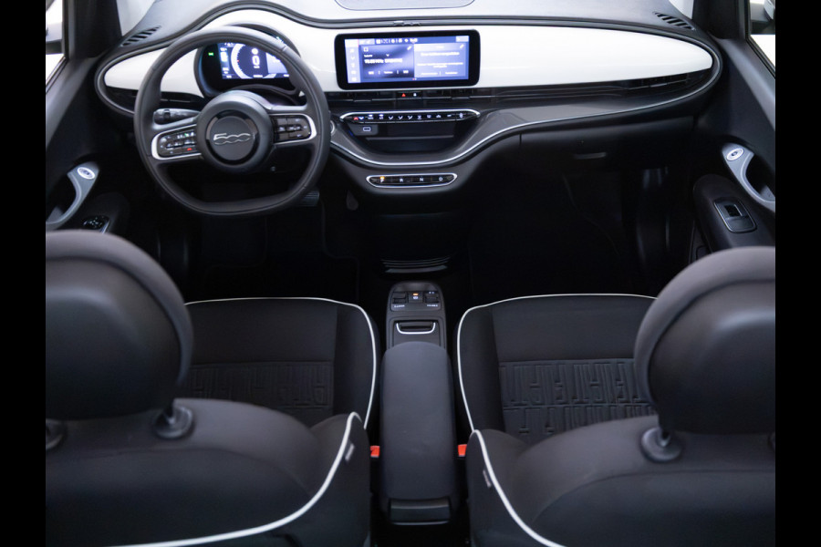 Fiat 500C Icon 42 kWh | Stoelverwarming | Camera | Cruise | PDC V+A | Apple Carplay/Android Auto | El.Kap Climate-Control, Lane-Assist, Side Assist