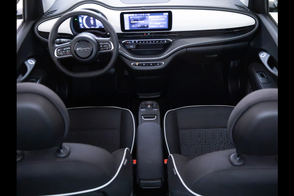 Fiat 500C Icon 42 kWh | Stoelverwarming | Camera | Cruise | PDC V+A | Apple Carplay/Android Auto | El.Kap Climate-Control, Lane-Assist, Side Assist