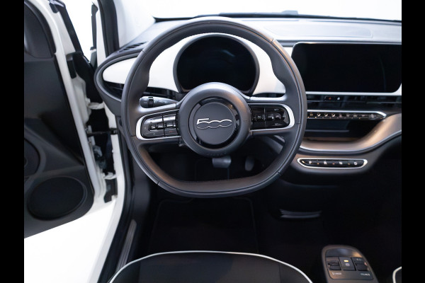 Fiat 500C Icon 42 kWh | Stoelverwarming | Camera | Cruise | PDC V+A | Apple Carplay/Android Auto | El.Kap Climate-Control, Lane-Assist, Side Assist