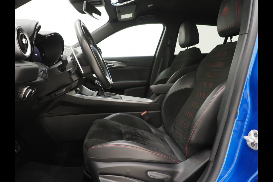 Alfa Romeo Tonale 1.5T Hybrid Edizione Speciale | Adaptive Cruise | Camera | Keyless | Sfeerlicht | Stoel/Stuurverwarming | LED