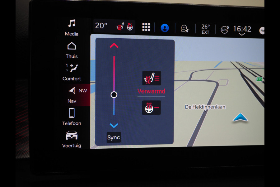 Alfa Romeo Tonale 1.5T Hybrid Edizione Speciale | Adaptive Cruise | Camera | Keyless | Sfeerlicht | Stoel/Stuurverwarming | LED
