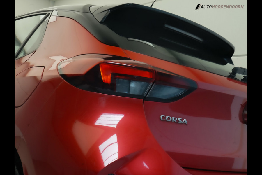 Opel Corsa 1.2 GS Line (APPLE CARPLAY,DIGITAAL COCKPIT,CAMERA,SPORTSTOELEN,ADAPTIVE CRUISE,STUUR-STOELVERWARMING,LM-VELGEN,LED))