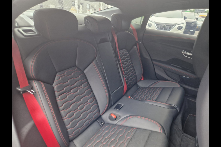 Audi e-tron GT RS 93 kWh/Luchtvering/BTW/Matrix/Carbon