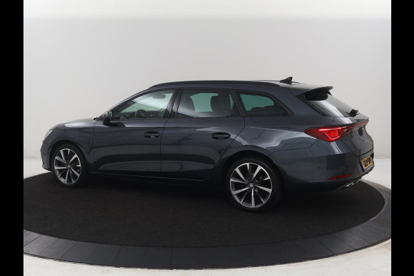 Seat Leon Sportstourer 1.4 TSI eHybrid PHEV FR | SOH 86,9% | Carplay | Stuur/stoelverwarming | Adaptive cruise | Carplay | Camera | Park assist | Sfeerverlichting |