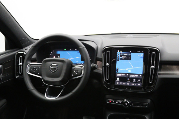Volvo XC40 Recharge Twin Ultimate 82 kWh 408 PK, SOH 96 %, Panoramadak, Harman/Kardon, 360 Camera, 4X Stoelverwarming