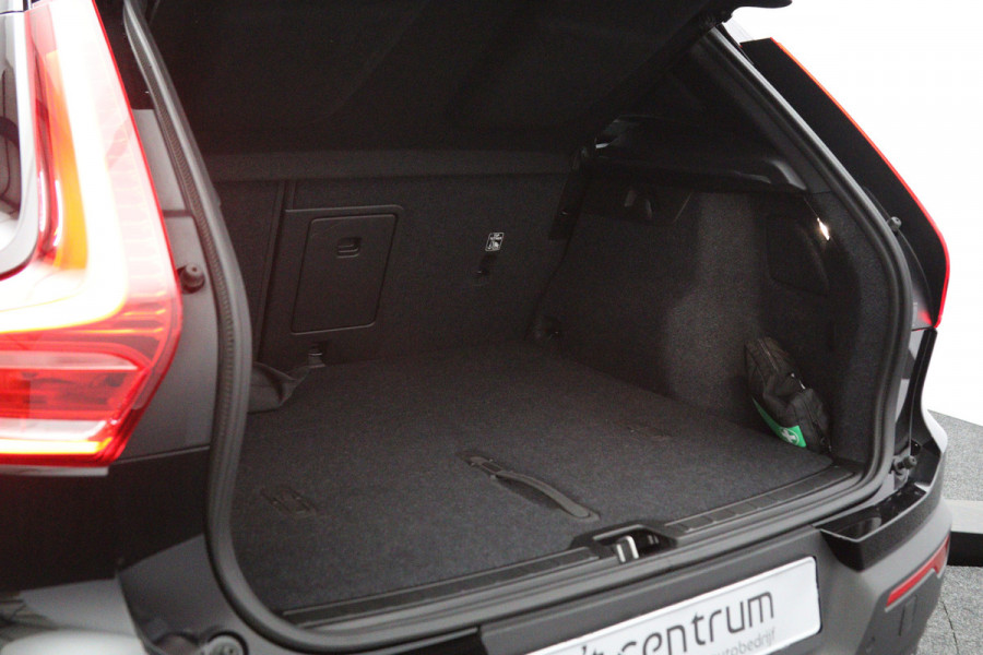 Volvo XC40 Recharge Twin Ultimate 82 kWh 408 PK, SOH 96 %, Panoramadak, Harman/Kardon, 360 Camera, 4X Stoelverwarming