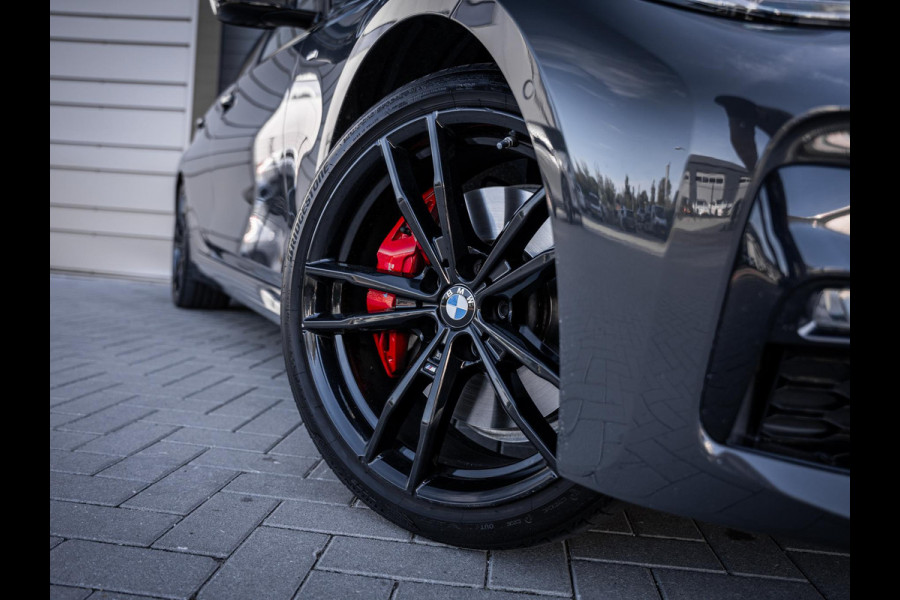 BMW 3 Serie Touring 330e M-Sport Pro l Individuel l Pano l ACC l Performance Diff.