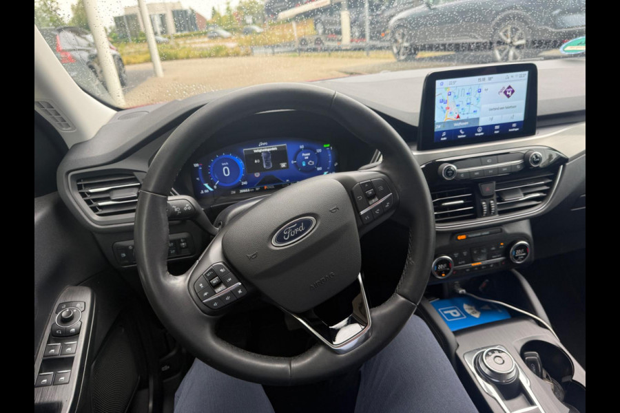 Ford Kuga 2.5 PHEV Titanium 225pk | Wegklapbare  Trekhaak | Winter Pack | Adaptieve Cruise Control | Half leder/stof | Achteruitrijcamera