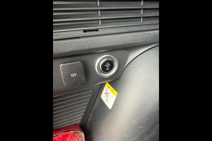 Ford Kuga 2.5 PHEV Titanium 225pk | Wegklapbare  Trekhaak | Winter Pack | Adaptieve Cruise Control | Half leder/stof | Achteruitrijcamera