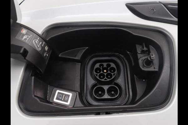 DS DS 3 Crossback E-Tense Performance Line 50 kWh | SOH 91.2% | Carplay | Dodehoek detectie | Cruise control | Climate control | Navigatie |