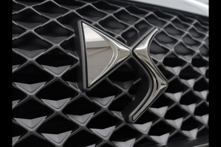 DS DS 3 Crossback E-Tense Performance Line 50 kWh | SOH 91.2% | Carplay | Dodehoek detectie | Cruise control | Climate control | Navigatie |