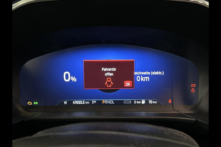 Ford Kuga 2.5 PHEV Titanium 225pk | Wegklapbare Trekhaak | Winter Pack | Navigatie | Achteruitrijcamera | 1.500kg Trekgewicht