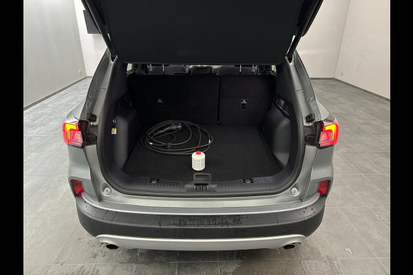 Ford Kuga 2.5 PHEV Titanium 225pk | Wegklapbare Trekhaak | Winter Pack | Navigatie | Achteruitrijcamera | 1.500kg Trekgewicht