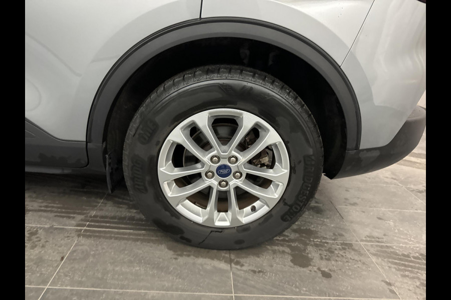 Ford Kuga 2.5 PHEV Titanium 225pk | Wegklapbare Trekhaak | Winter Pack | Navigatie | Achteruitrijcamera | 1.500kg Trekgewicht