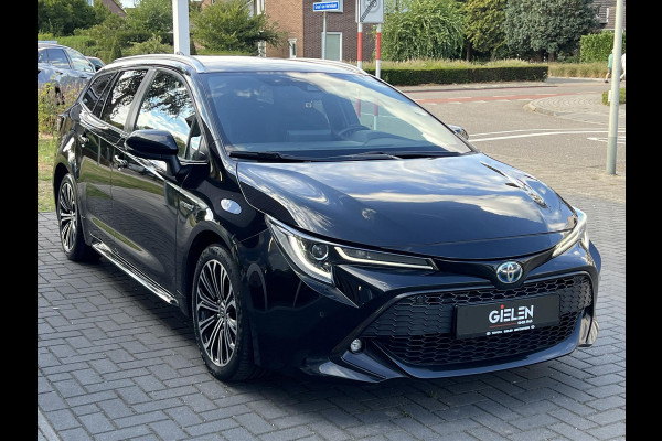Toyota Corolla Touring Sports 2.0 Hybrid Dynamic Plus | Dodehoekherkenning, Parkeersensoren, Stoel + Stuurverwarming, Keyless, 17 inch