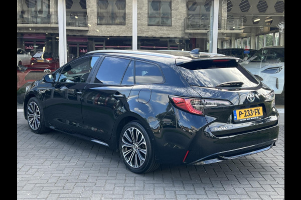 Toyota Corolla Touring Sports 2.0 Hybrid Dynamic Plus | Dodehoekherkenning, Parkeersensoren, Stoel + Stuurverwarming, Keyless, 17 inch