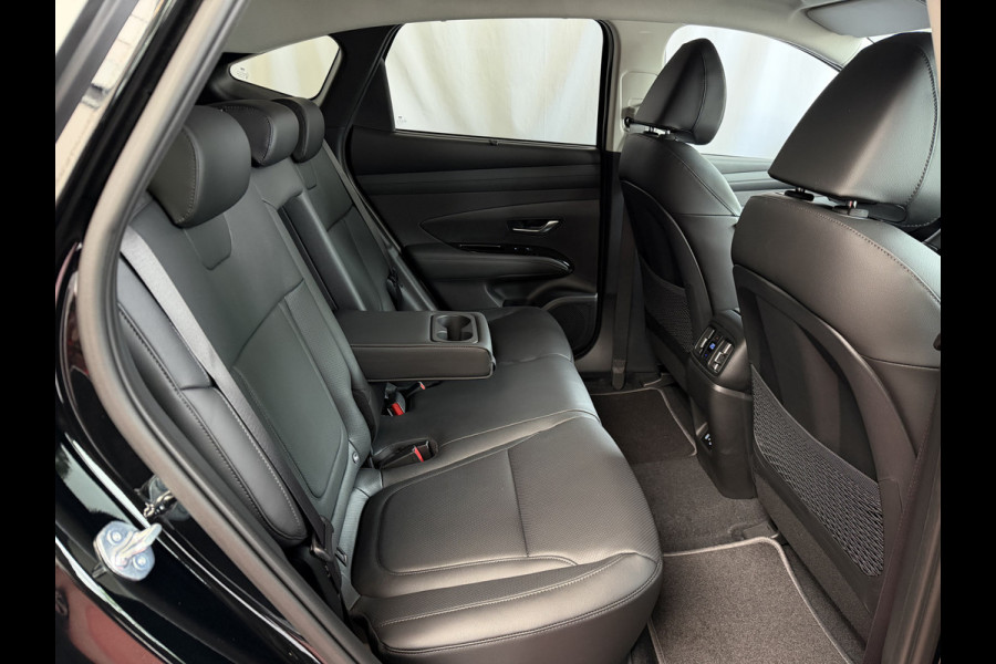 Hyundai Tucson NW AUTO 1.6 T-GDI PHEV N-LINE LEER 360.CAMERA ELEK.KLEP ELEK.STOEL/GEHEUGEN VERWARMD/KOELING SUBWFR 19"LMV ZWARTE HEMEL STUURVER PLUG IN HYBRIDE