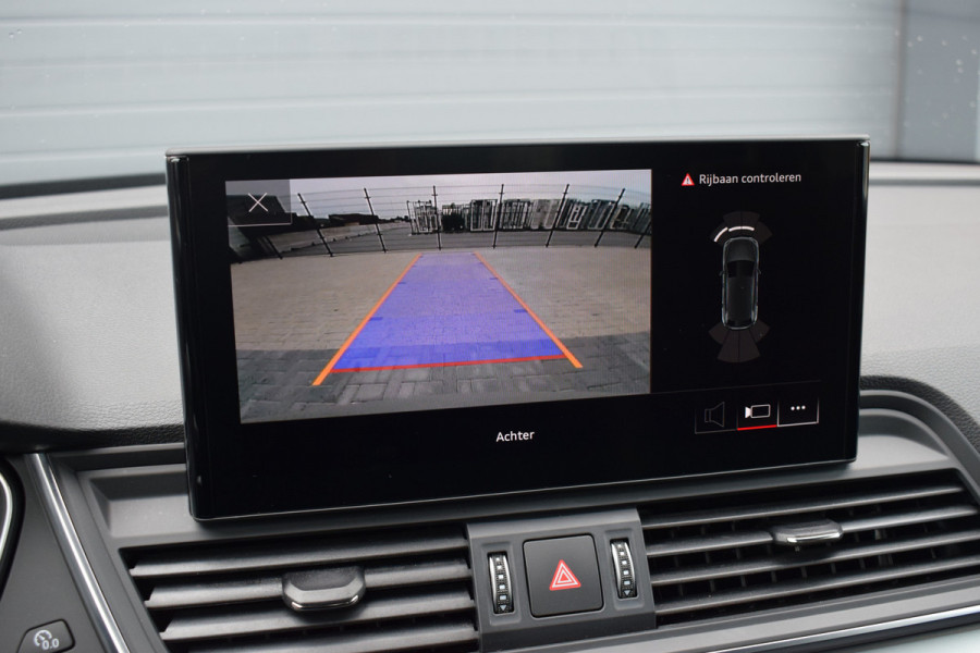 Audi Q5 50 TFSI e S-line | Luchtvering | Pano | Leer | Quantum Grijs
