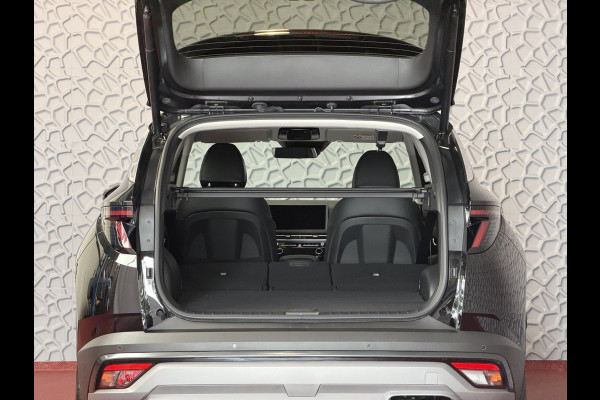 Hyundai Tucson NW AUTO 1.6 T-GDI PHEV N-LINE LEER 360.CAMERA ELEK.KLEP ELEK.STOEL/GEHEUGEN VERWARMD/KOELING SUBWFR 19"LMV ZWARTE HEMEL STUURVER PLUG IN HYBRIDE