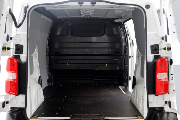Peugeot e-Expert L2H1 Standard Premium 75 kWh 100% Elektrisch Snellader Airco/Navi SOH 92% 01-2022