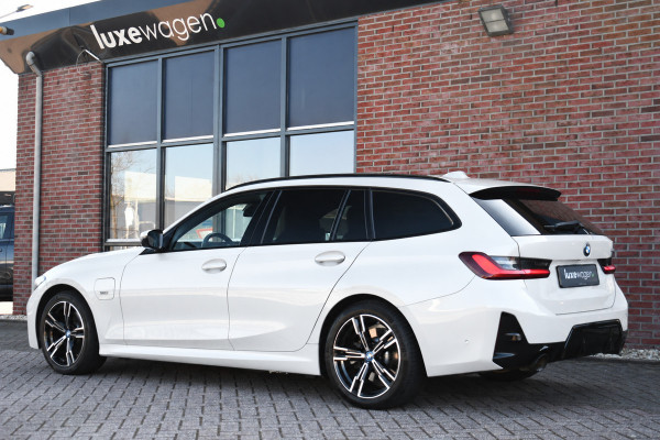 BMW 3 Serie Touring 320e M-Sport Shadowline Leder 18inch BTW-auto