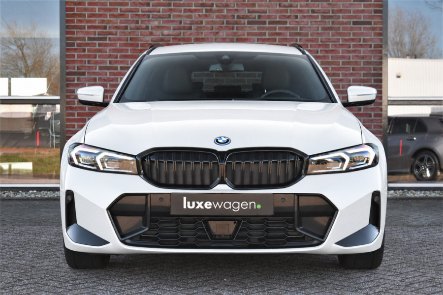 BMW 3 Serie Touring 320e M-Sport Shadowline Leder 18inch BTW-auto