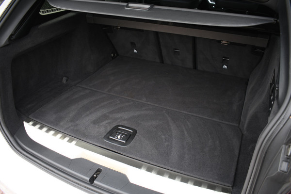BMW 3 Serie Touring 320e M-Sport Shadowline Leder 18inch BTW-auto