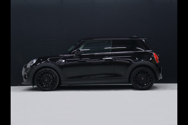 MINI 3-deurs 1.5 One Salt [APPLE CARPLAY, CRUISE CONTROL, SPORT STUUR LEDER, NAVIGATIE, AIRCO, START STOP SYSTEEM, MIDNIGHTBLACK METAAL LAK, ALARMKLASSE 3, NIEUWSTAAT]