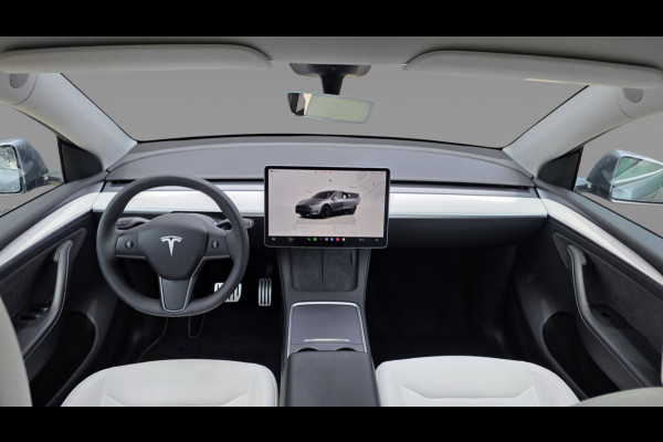 Tesla Model Y Performance AWD 75 kWh / Hardware 4 / AMD Ryzen / Panoramadak / Camera / 21'' / Stoelverwarming