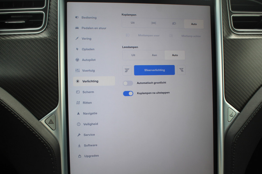 Tesla Model X 100D / 1e Eign. / Autopilot / Trekhaak / Panoramadak / 22'' / Luxe Leder / Luchtvering