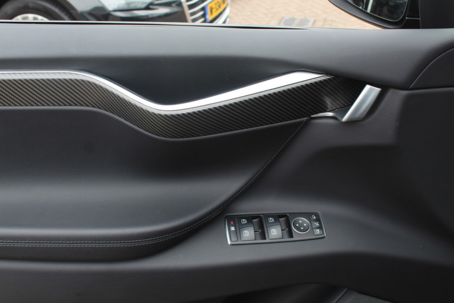 Tesla Model X 100D / 1e Eign. / Autopilot / Trekhaak / Panoramadak / 22'' / Luxe Leder / Luchtvering