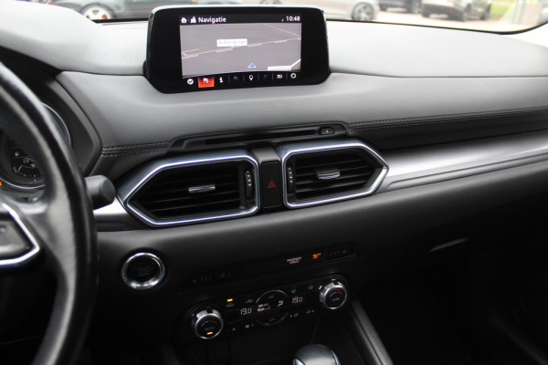 Mazda CX-5 2.0 SkyActiv-G 165 Business Comfort / Trekhaak / 360Camera / Head-up / Leder / Bose / Keyless / 19'' / Dodehoek / Navigatie / DAB / Stoelverwarming / Cruise Control