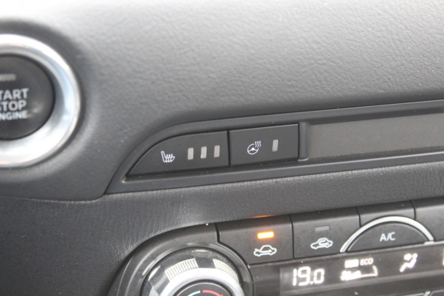 Mazda CX-5 2.0 SkyActiv-G 165 Business Comfort / Trekhaak / 360Camera / Head-up / Leder / Bose / Keyless / 19'' / Dodehoek / Navigatie / DAB / Stoelverwarming / Cruise Control