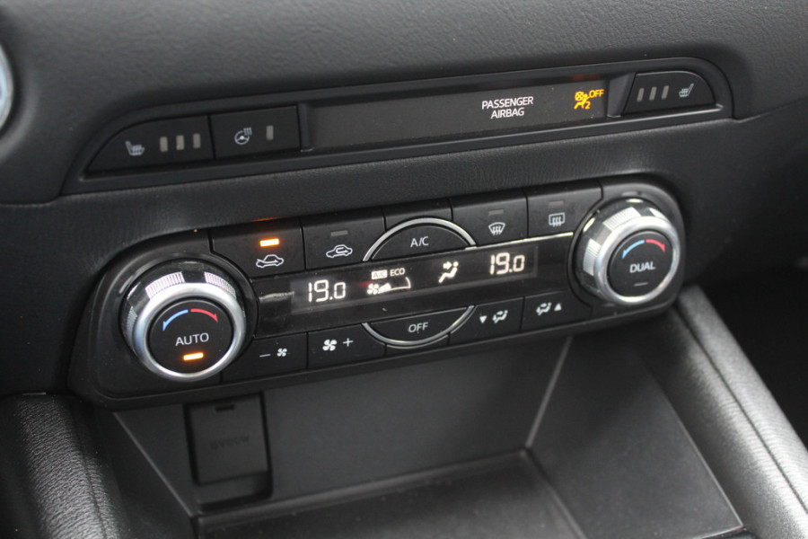 Mazda CX-5 2.0 SkyActiv-G 165 Business Comfort / Trekhaak / 360Camera / Head-up / Leder / Bose / Keyless / 19'' / Dodehoek / Navigatie / DAB / Stoelverwarming / Cruise Control