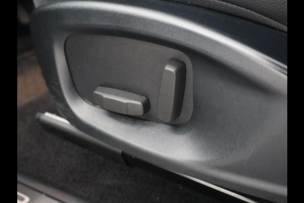 Jaguar E-Pace 2.0 P200 AWD S + CARPLAY | AFN. TREKHAAK | STANDKACHEL | LEDER | CAMERA