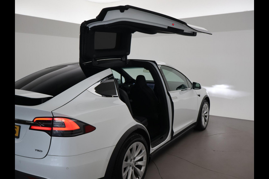 Tesla Model X 75D 333 PK BASE + TREKHAAK 2250 KG | STOELVERW. V+A | CAMERA | LUCHTVERING