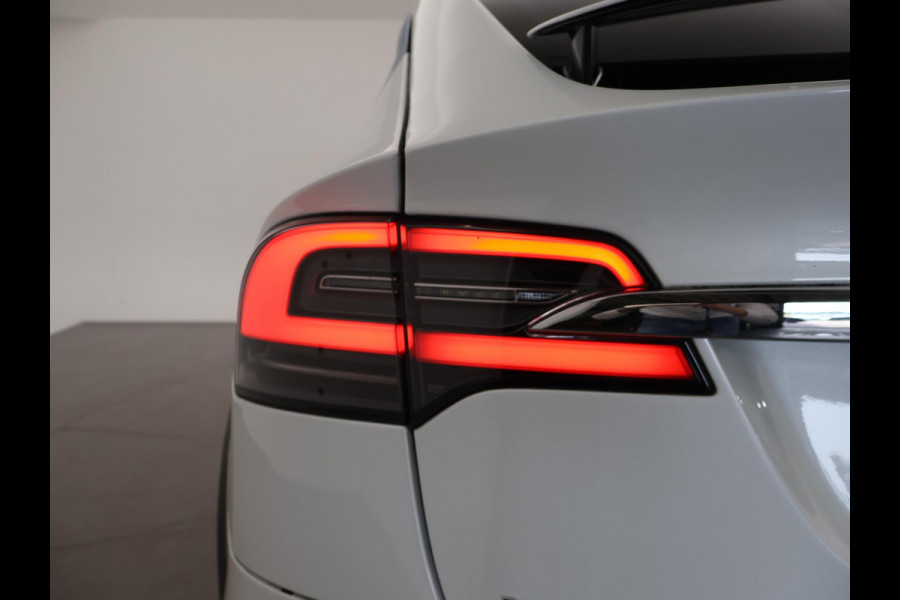 Tesla Model X 75D 333 PK BASE + TREKHAAK 2250 KG | STOELVERW. V+A | CAMERA | LUCHTVERING