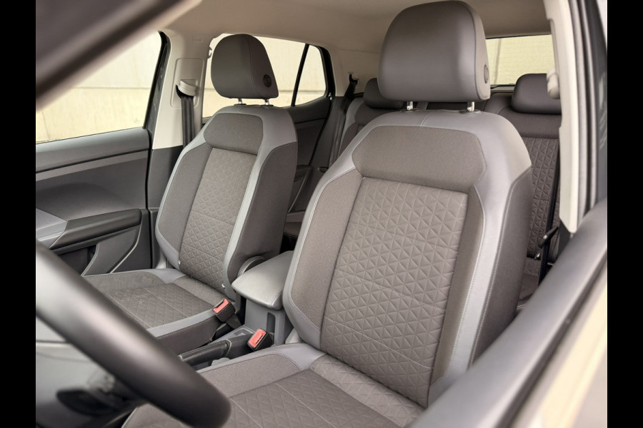 Volkswagen T-Cross 1.0 TSI DSG LED 17'' Stoelverw CarPlay