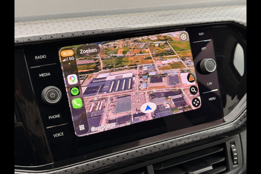 Volkswagen T-Cross 1.0 TSI DSG LED 17'' Stoelverw CarPlay