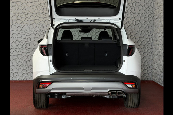 Hyundai Tucson 1.6 T-GDI PHEV N-LINE 360.CAMERA WIT ELEK.KLEP ELEK.STOEL/GEHEUGEN VERWARMD/KOELING SUBWFR 19"LMV ZWARTE HEMEL STUURVERW. PLUG IN HYBRIDE