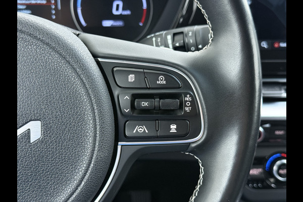 Kia e-Niro Edition 64kWh SOH 95,7% Stuur+Stoelverwarming Adap.Cruise Camera Apple Carplay Android Auto Navi Ecc Keyless-go DAB Lane Assist Isofix Regensensor Bluetooth 1e Eigenaar Origineel Nederlandse Auto