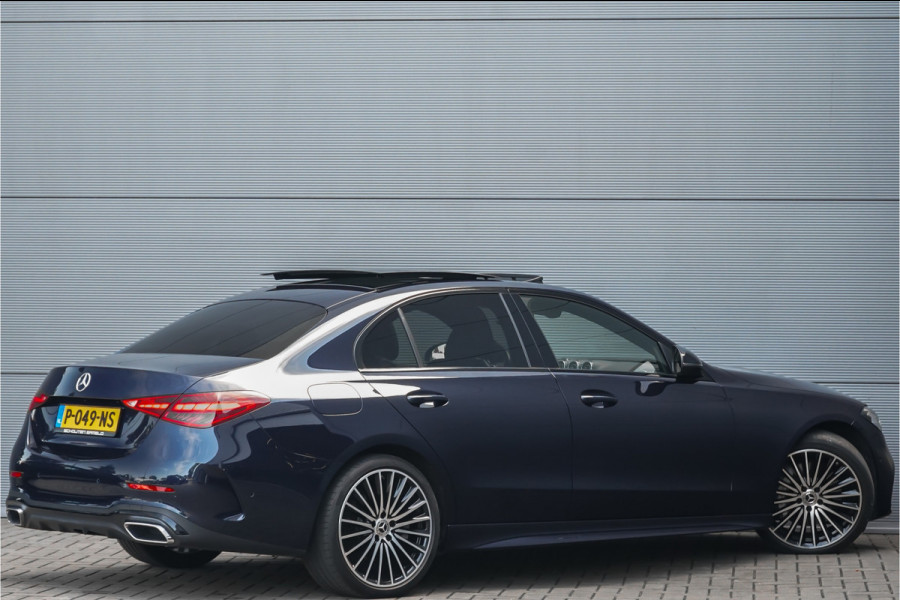 Mercedes-Benz C-Klasse 200 Launch Edition AMG Line Pano Trekhaak Camera Stoelverw