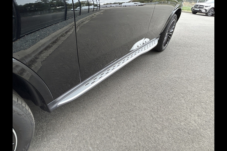 Mercedes-Benz GLC 300e AMG Coupé // Burmester // Distronic // Panoramadak // 360 Camera // Memory // Treeplanken // 20" Multi Spaak Velgen // Acht