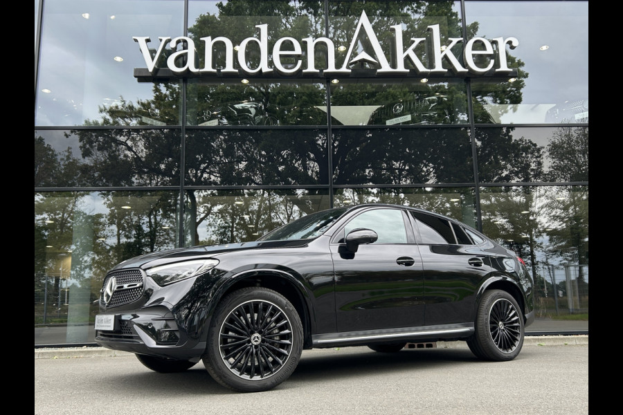 Mercedes-Benz GLC 300e AMG Coupé // Burmester // Distronic // Panoramadak // 360 Camera // Memory // Treeplanken // 20" Multi Spaak Velgen // Acht